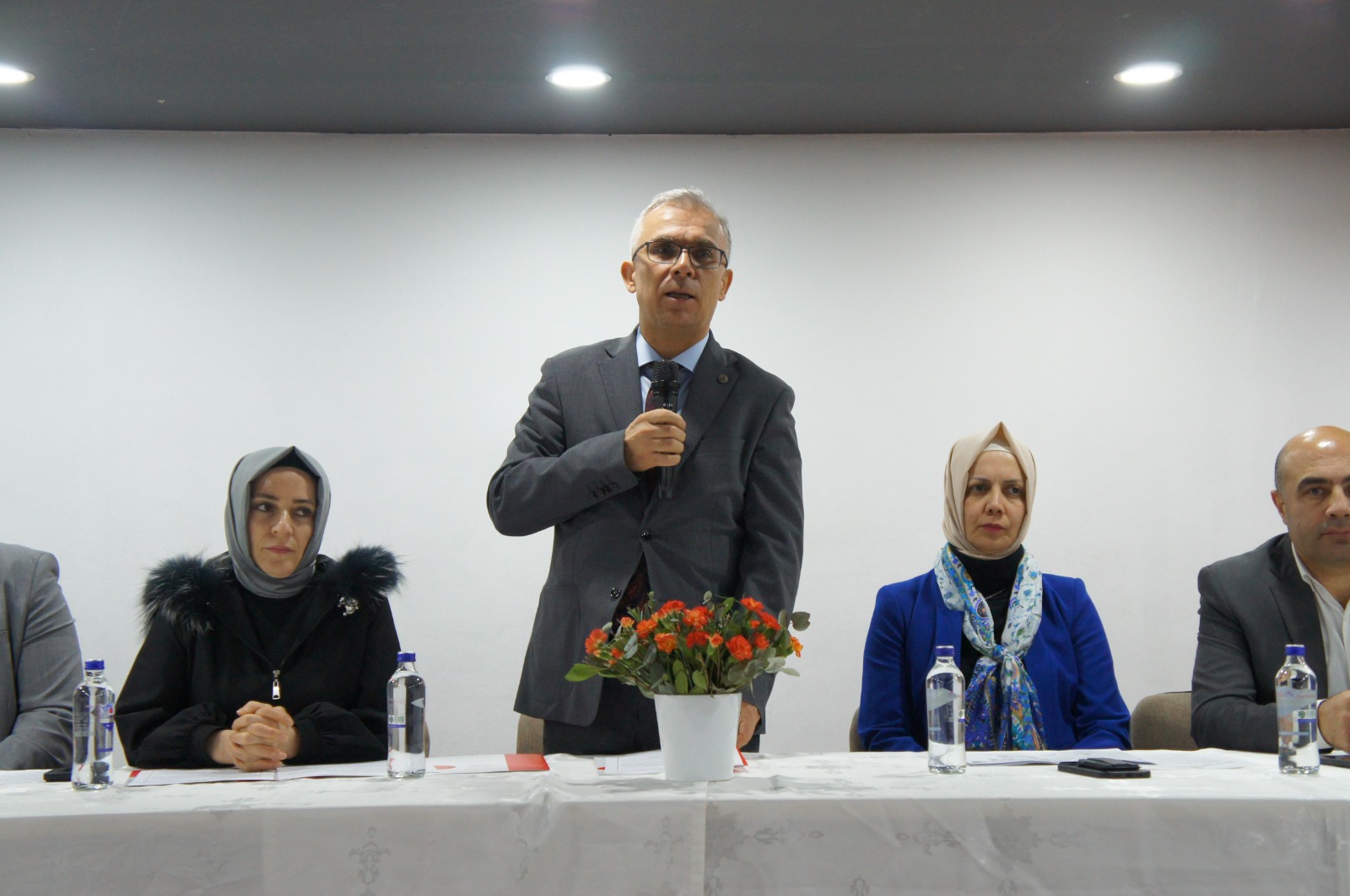 Maltepe’de Okul Kurum Müdürleri Toplantısı Gerçekleşti