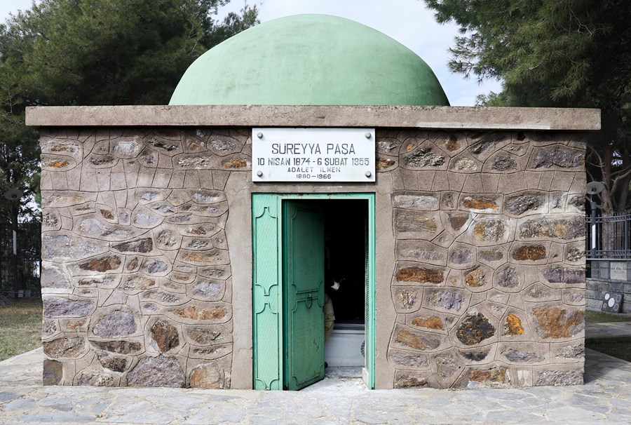 Süreyya Paşa’nın kabri yenileniyor