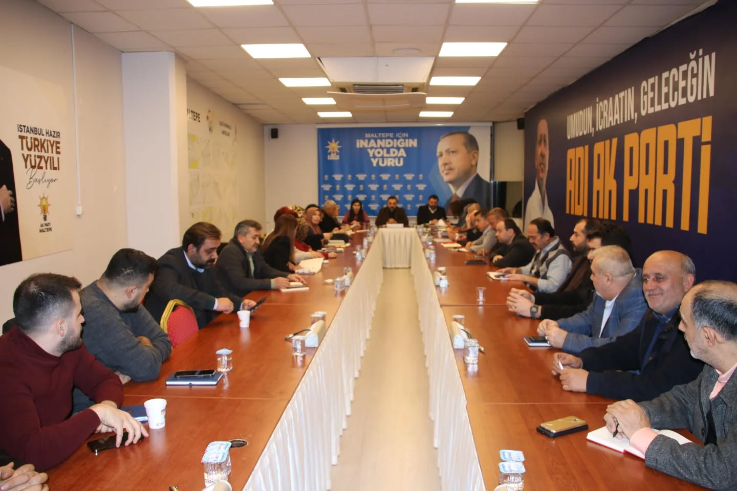 Ak Parti Maltepe Hazır