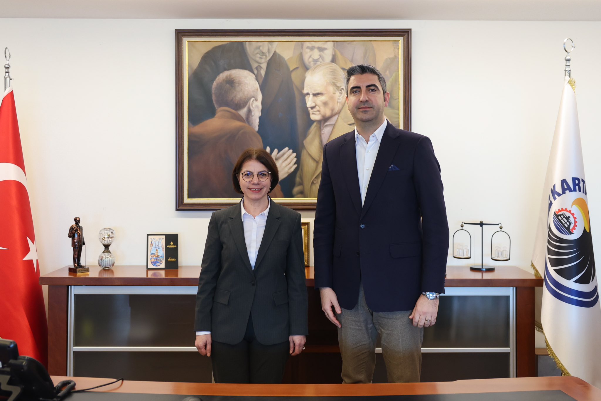 Başkan Esin Köymen, Kartal Belediye Başkanı Gökhan Yüksel ‘i Makamında ziyaret etti.