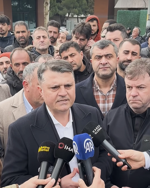 HAFRİYATÇILAR KAMYONLARIYLA BELGE İPTALİNE TEPKİ GÖSTERDİ