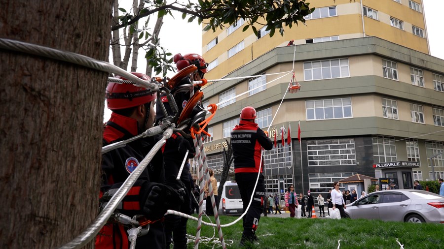 Maltepe Belediyesi’nde afet tatbikatı