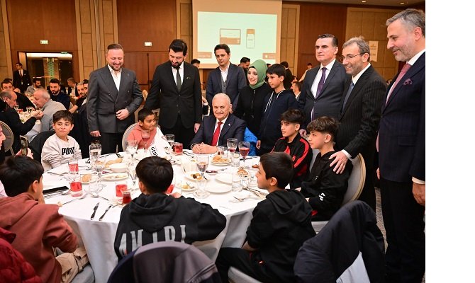 PESİAD Geleneksel İftar Programına Binali Yıldırım’da Katıldı