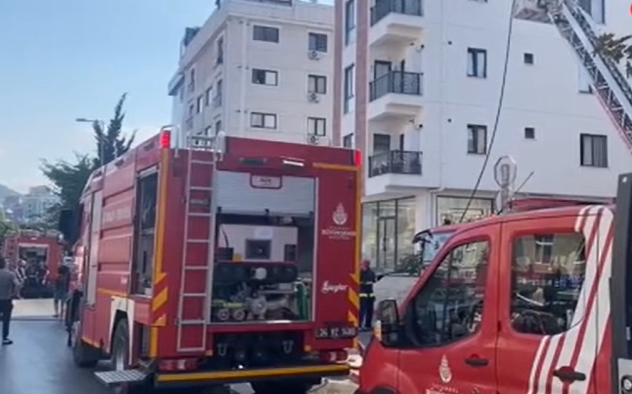 Maltepe’de Bina Yangını Yaşlı Adam Kurtarıldı | Maltepetv – Maltepehaber