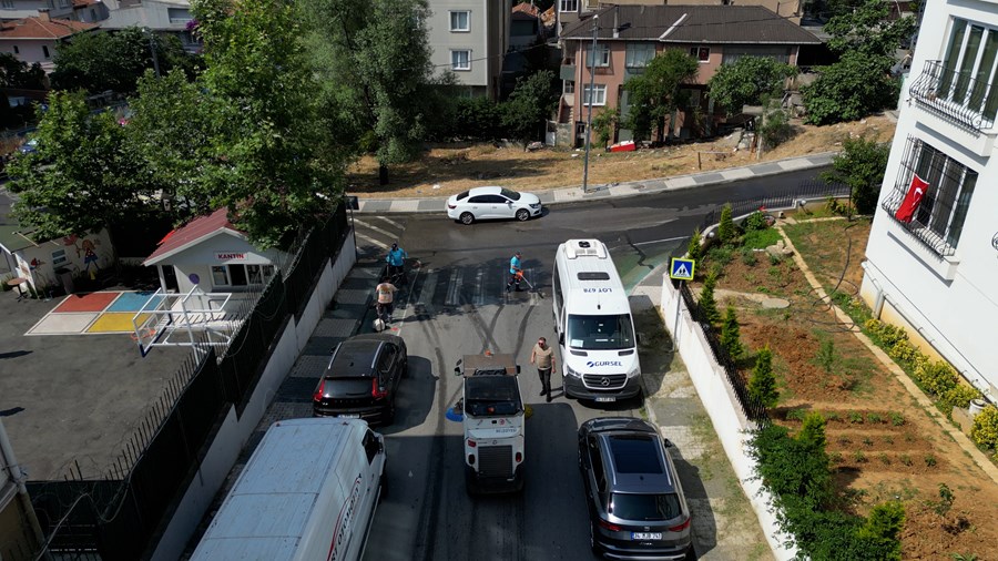 Belediye’den Cevizli’de temizlik seferberliği