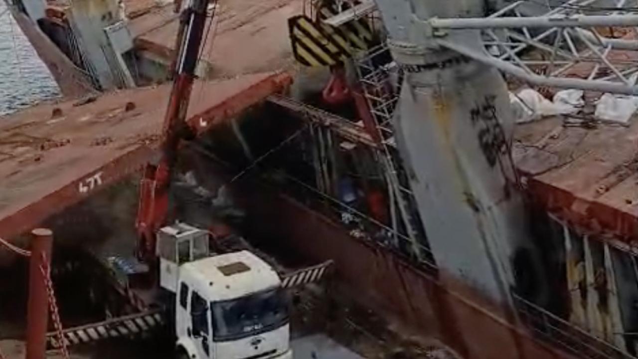 TUZLA’da Gemi Yan Yattı Ölü ve Yaralılar Var! MaltepeTv – Tuzlahaber
